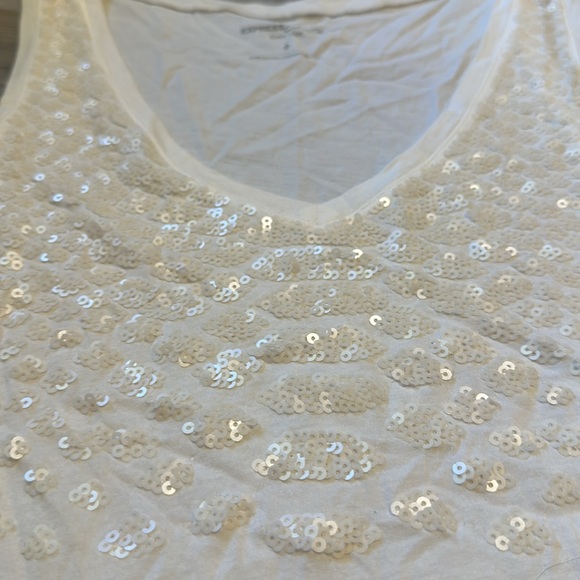 White tank - Picture 2 of 3